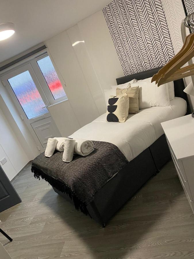 Double Ensuite Rooms Swansea Eksteriør billede